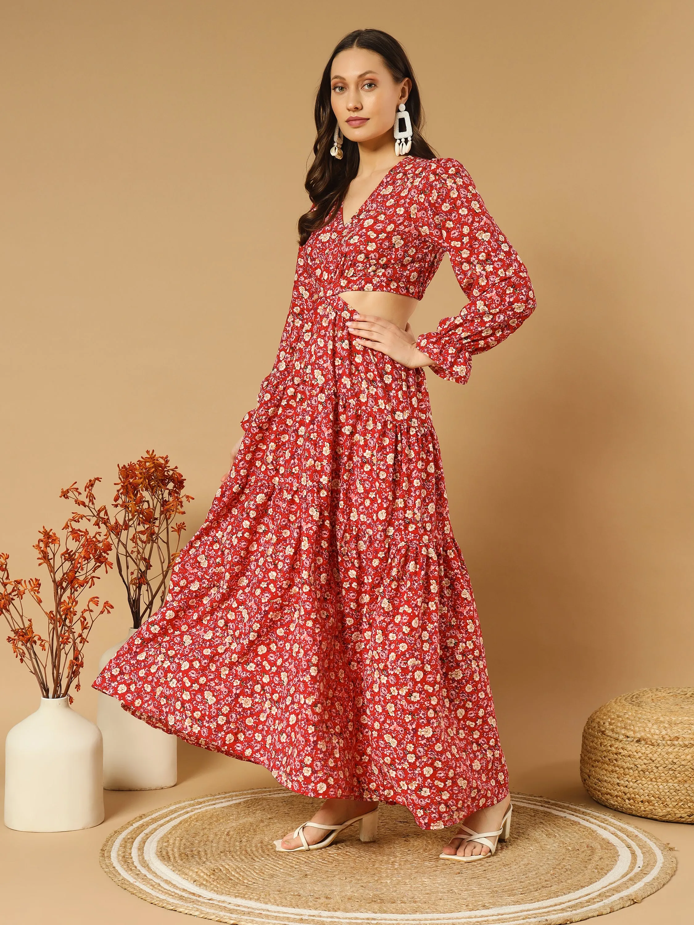 Elegant Floral Fit and Flare Maxi Dress