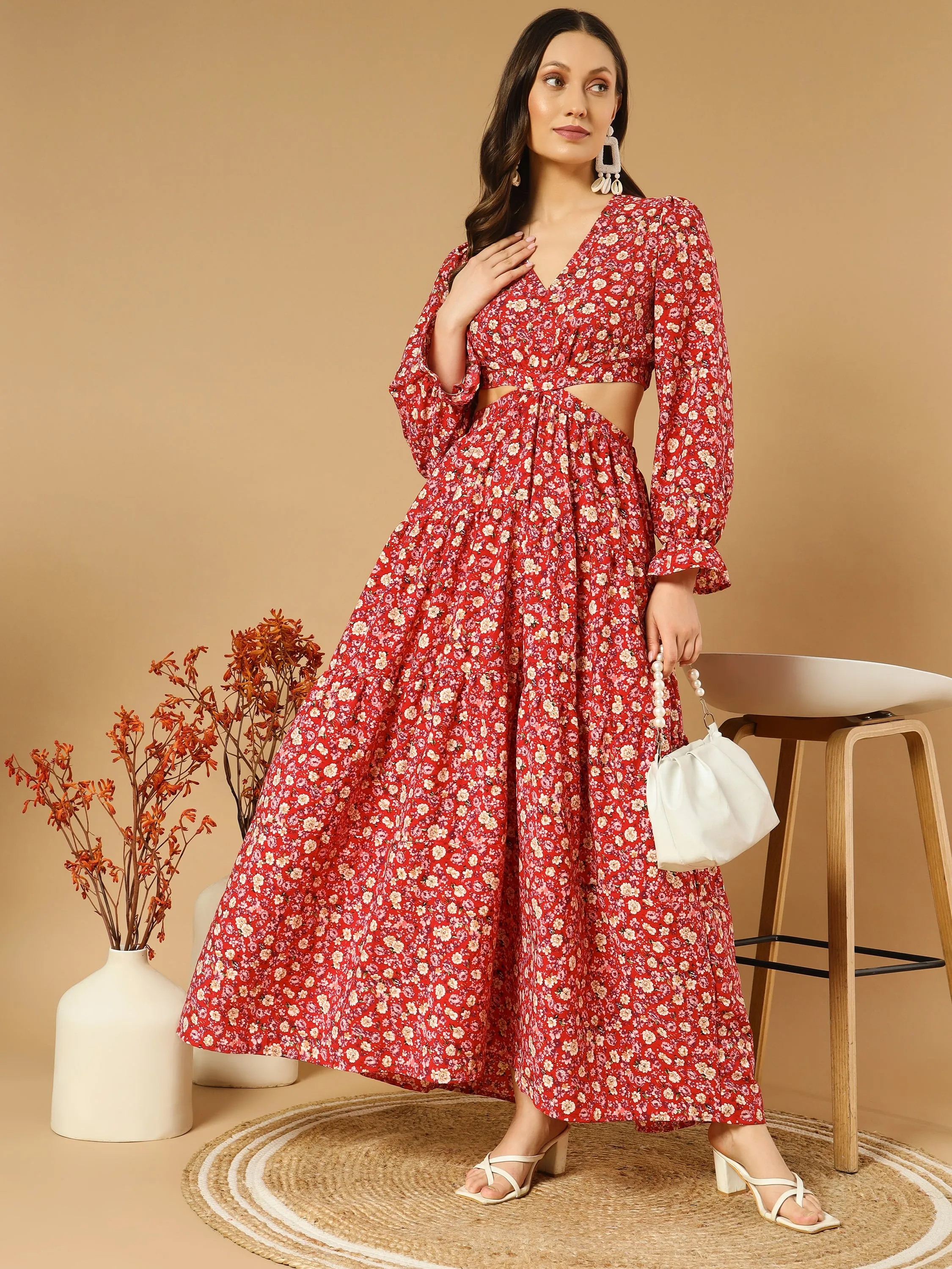 Elegant Floral Fit and Flare Maxi Dress