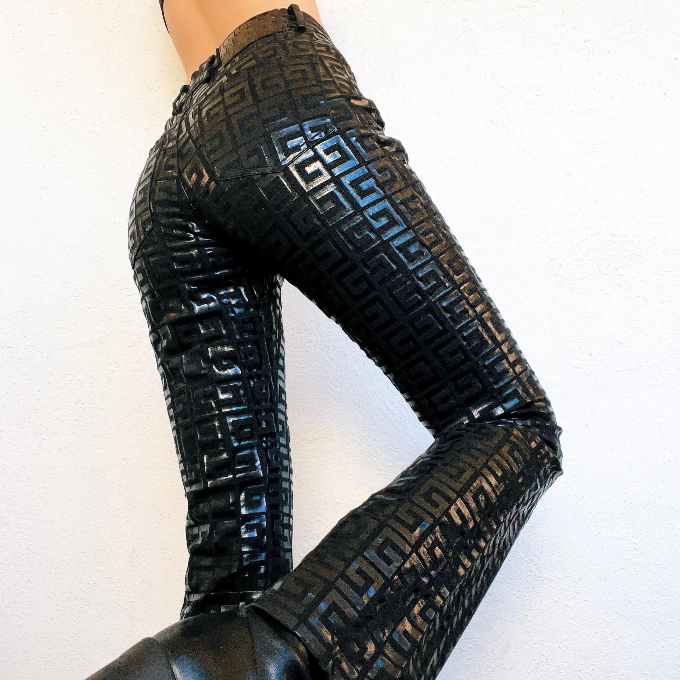 Glossy Monogram Guess Pants