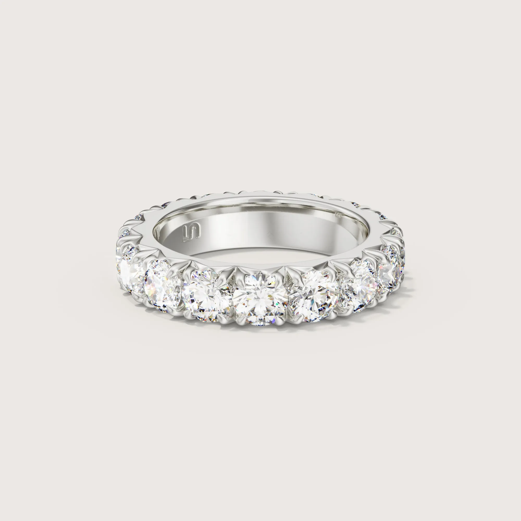 Hera Eternity Diamond Ring | Medium