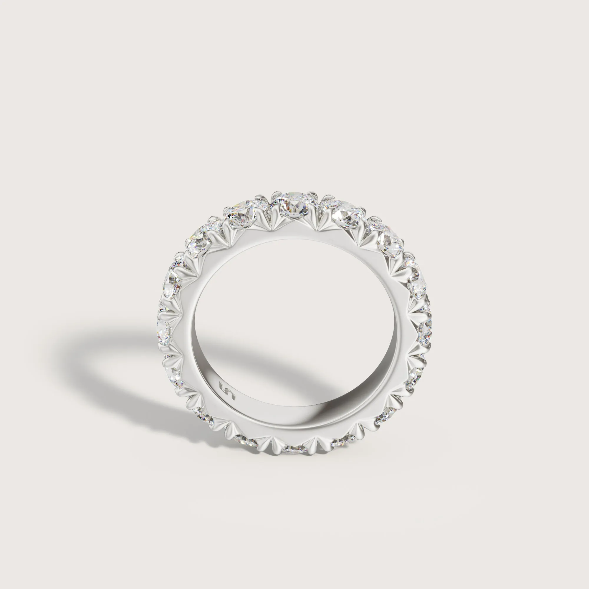 Hera Eternity Diamond Ring | Medium