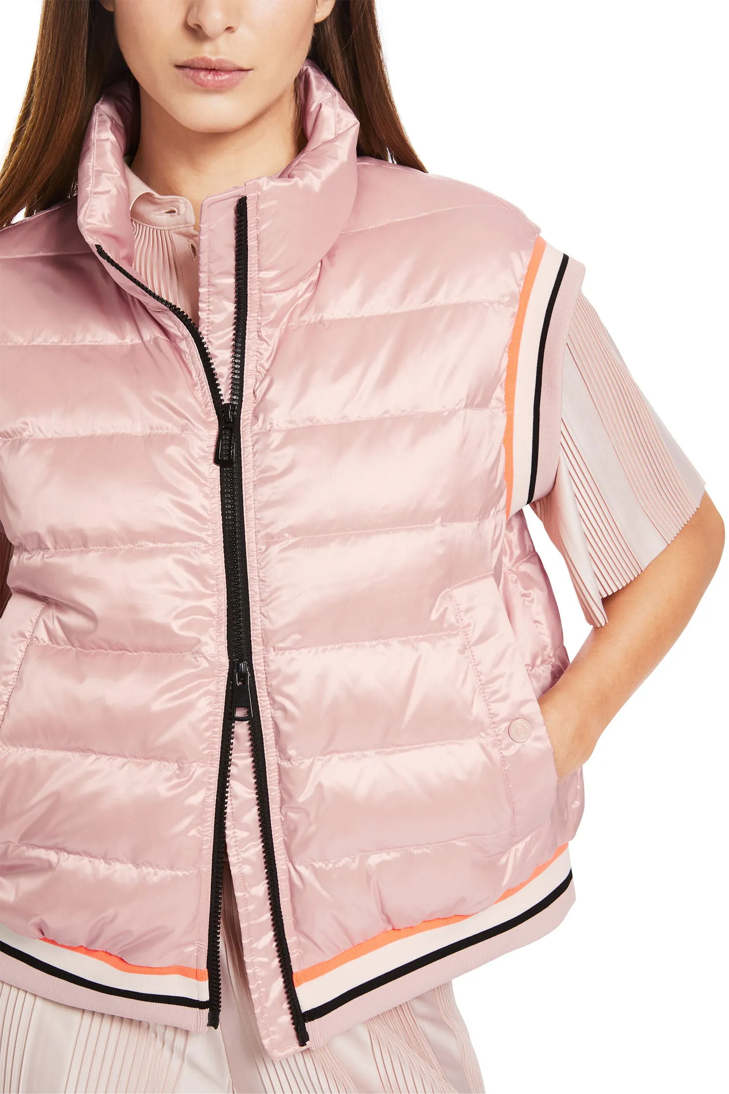 Marc Cain Sports Padded Gilet Rosewater Pink High Collar XS 37.01 W02 168