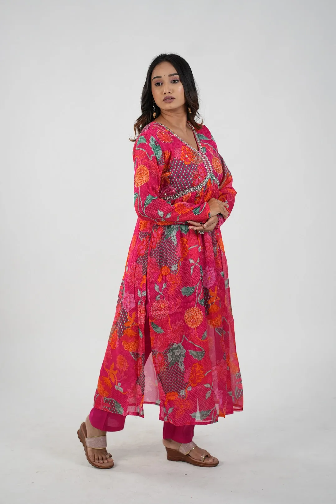 Satrangi Women's Pink Flower Print Dress & Pink Pant Set in CHINON
