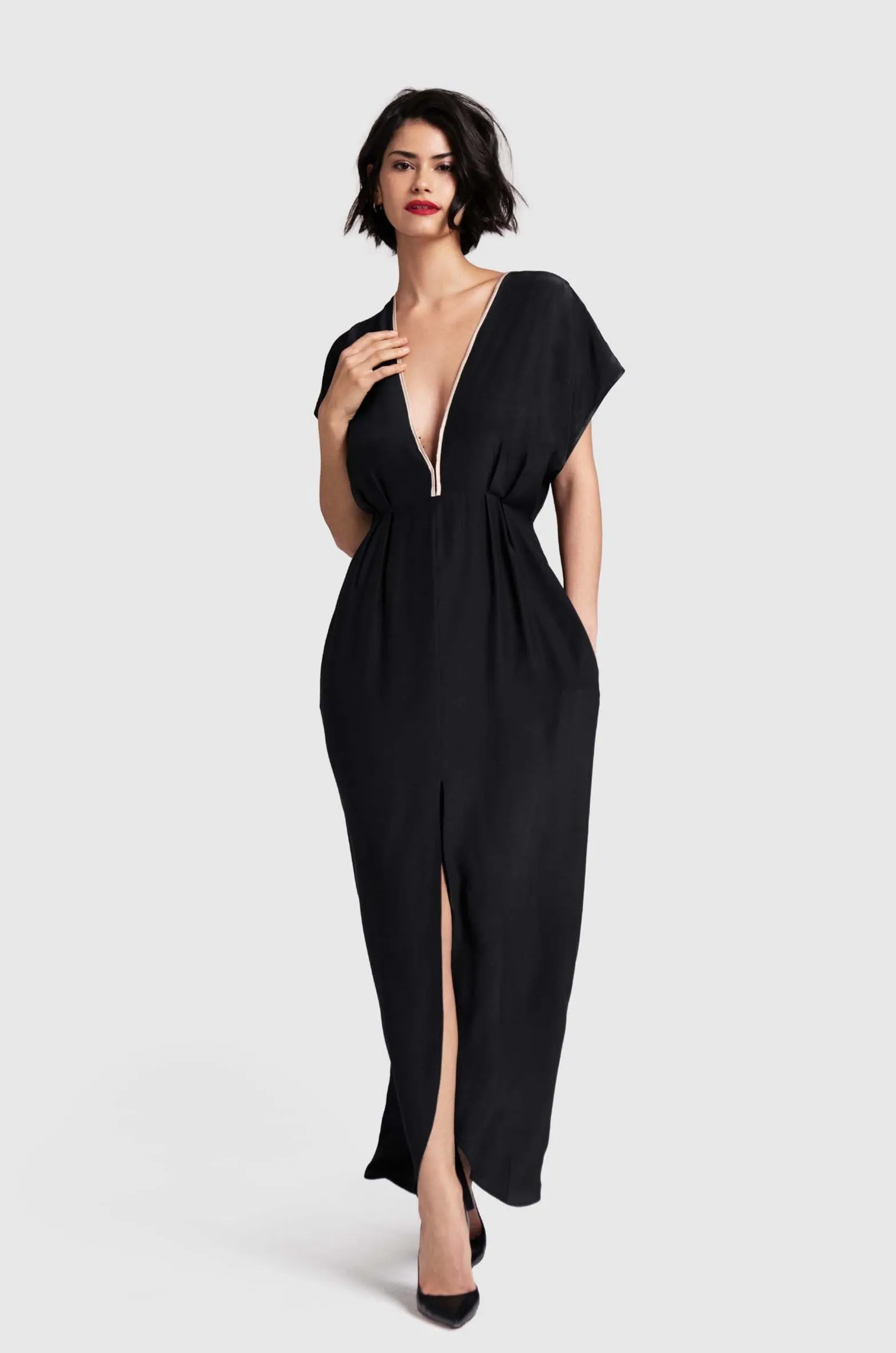V DRESS MAXI